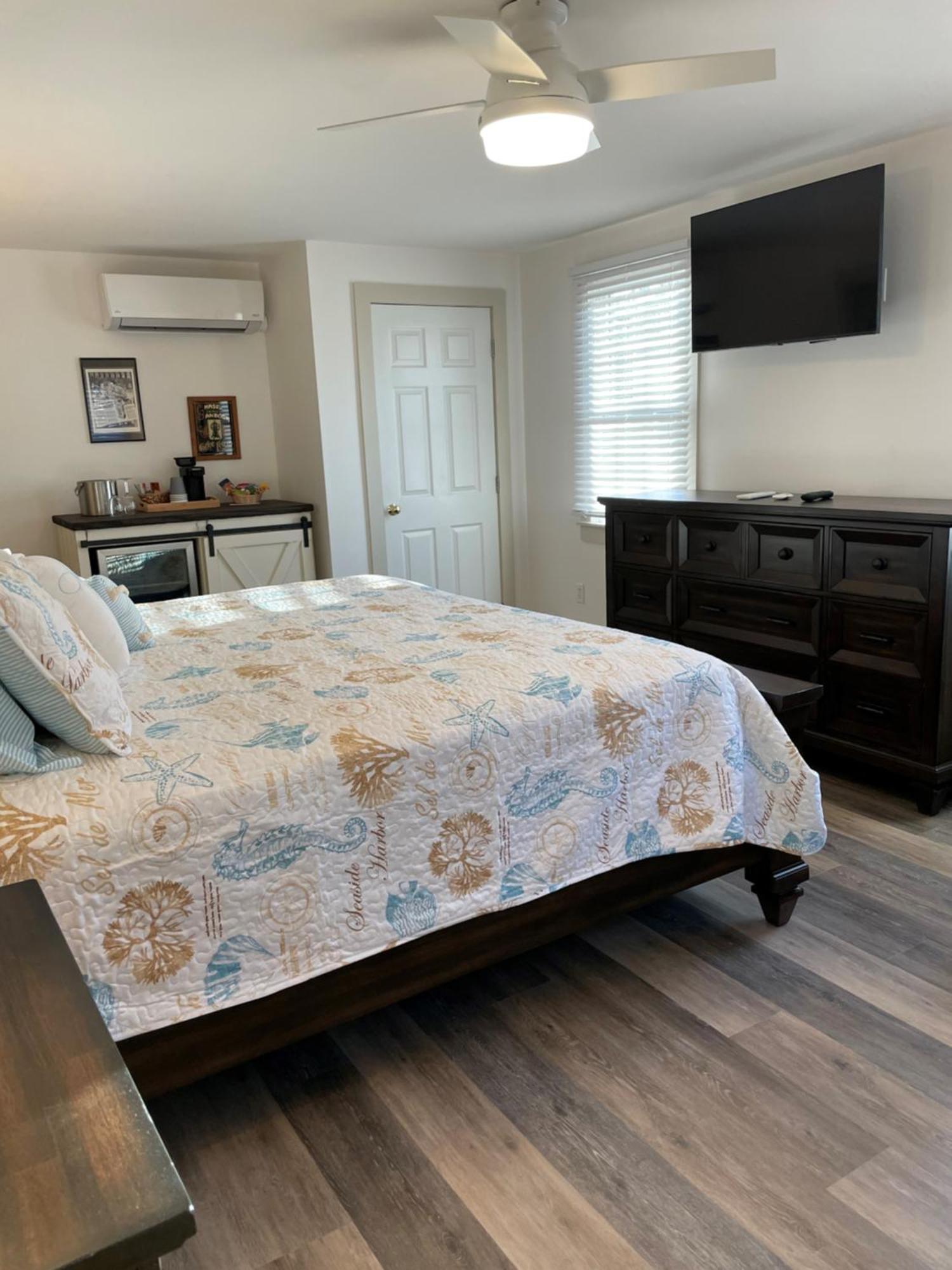 The Tern Inn Bed & Breakfast And Cottages West Harwich Экстерьер фото