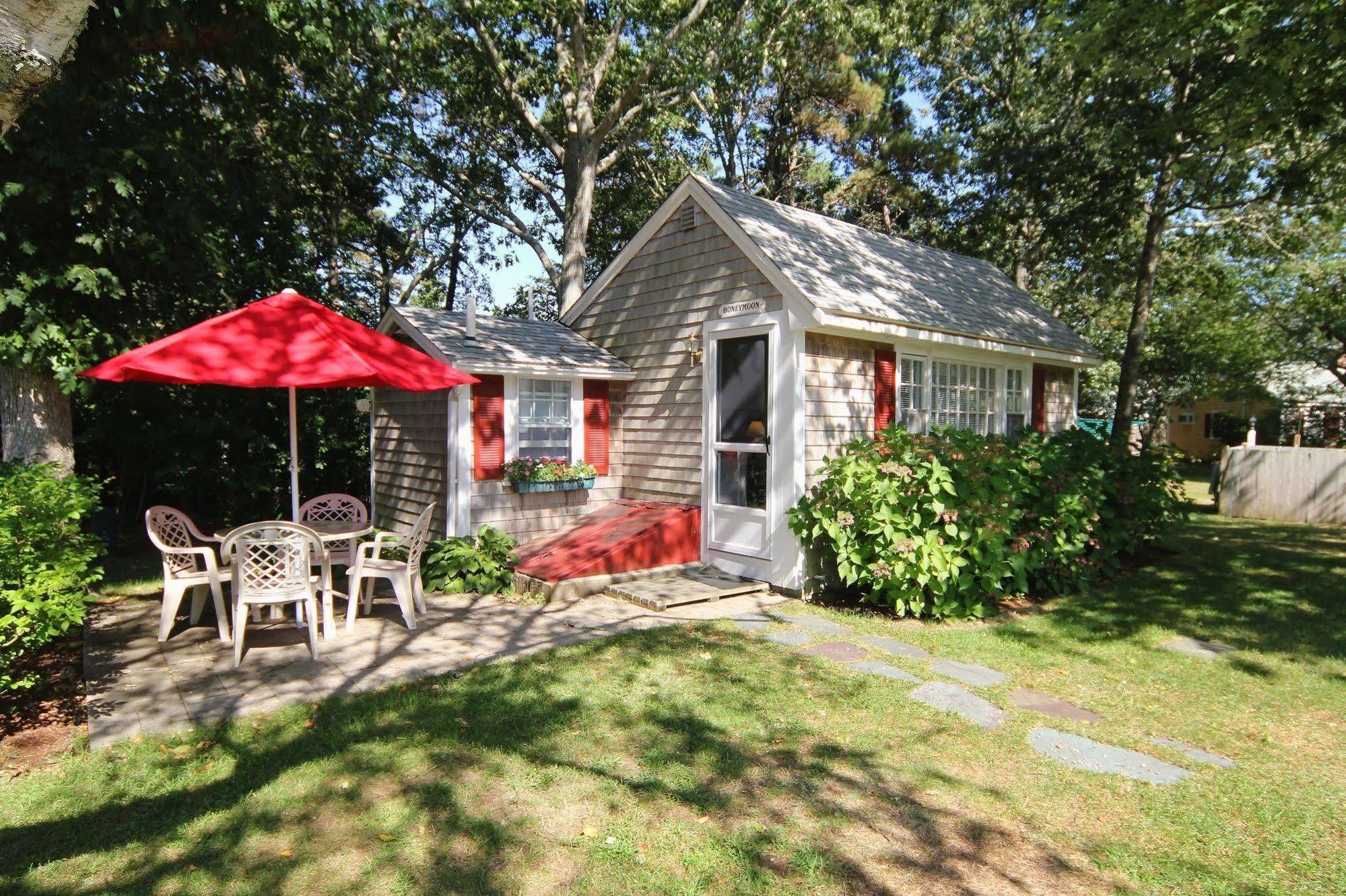 The Tern Inn Bed & Breakfast And Cottages West Harwich Экстерьер фото