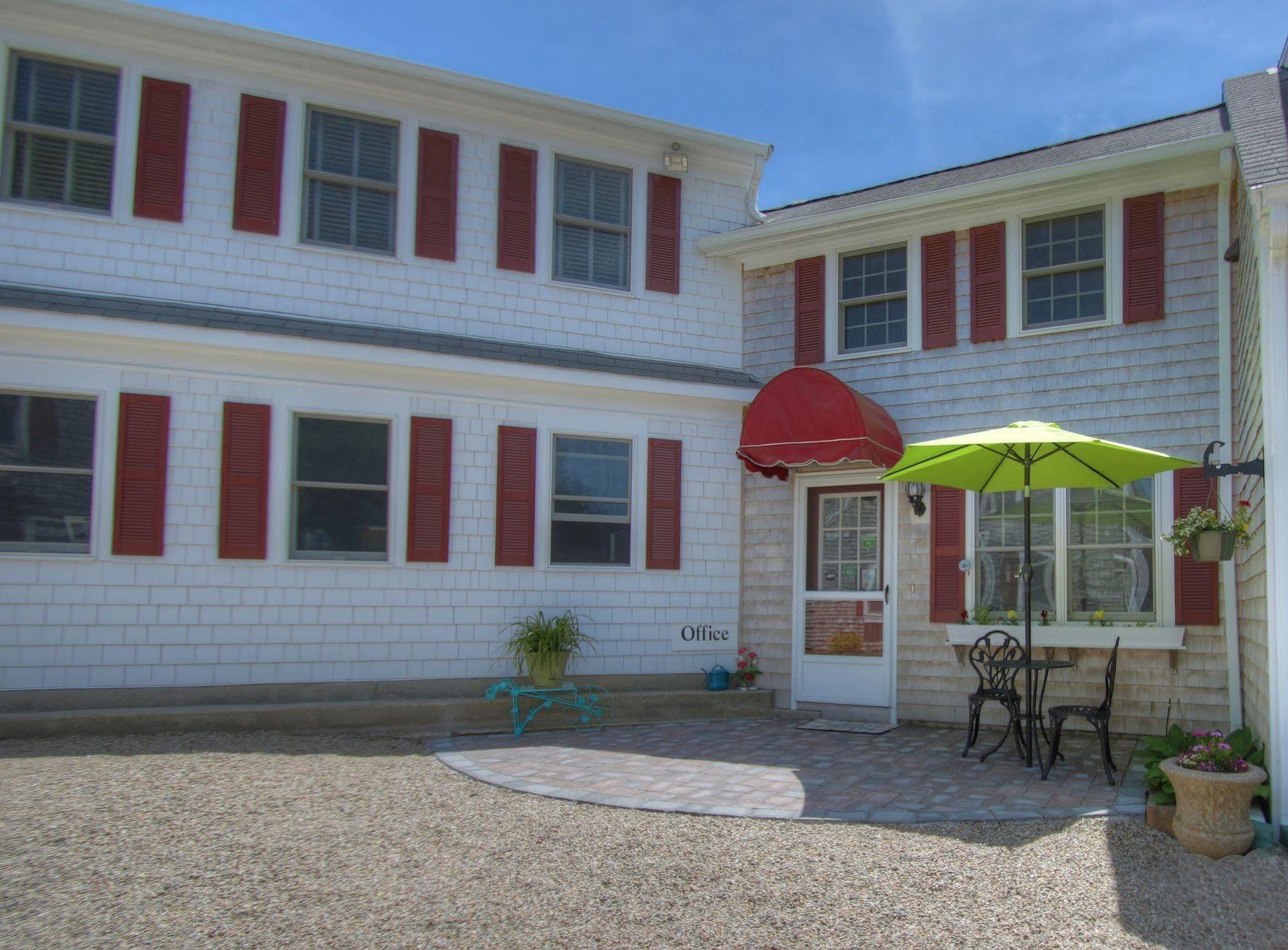 The Tern Inn Bed & Breakfast And Cottages West Harwich Экстерьер фото
