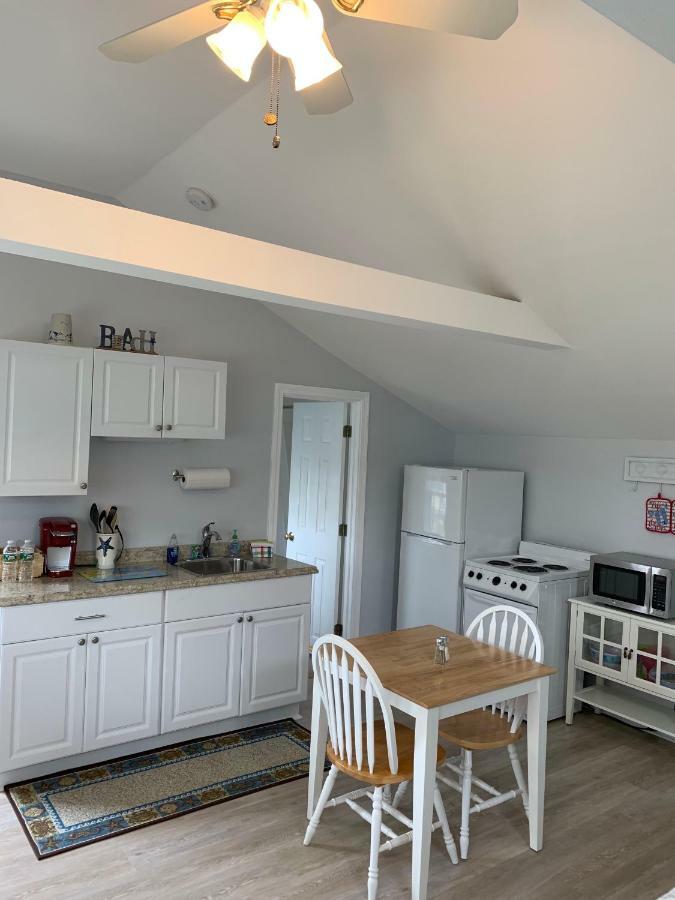 The Tern Inn Bed & Breakfast And Cottages West Harwich Экстерьер фото